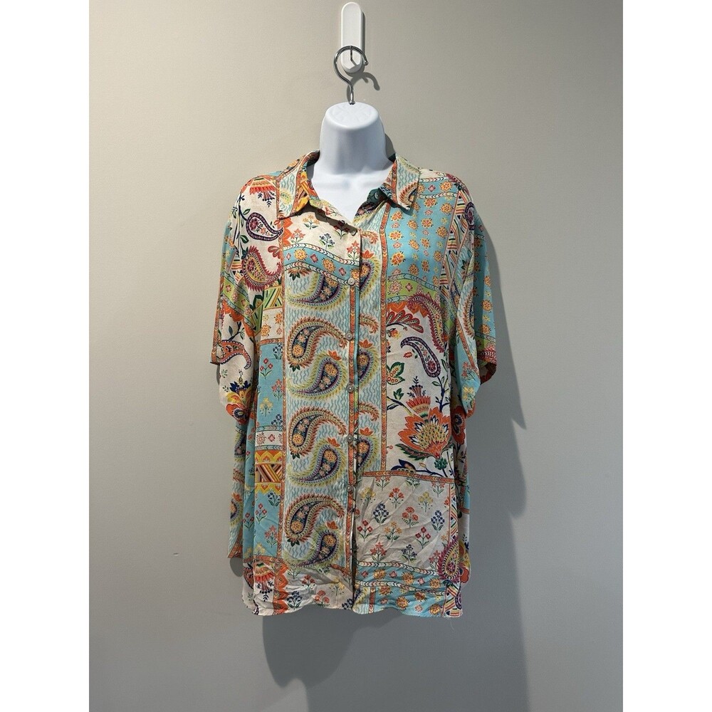 Rose + Olive 2X Paisley Floral Button Front Blouse Boho Resort Short Sleeve